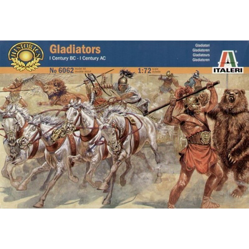 Gladiadores siglo primero antes de Cristo. Contiene 13 gladiadores, dos leones, un oso y un carro con cuatro caballos