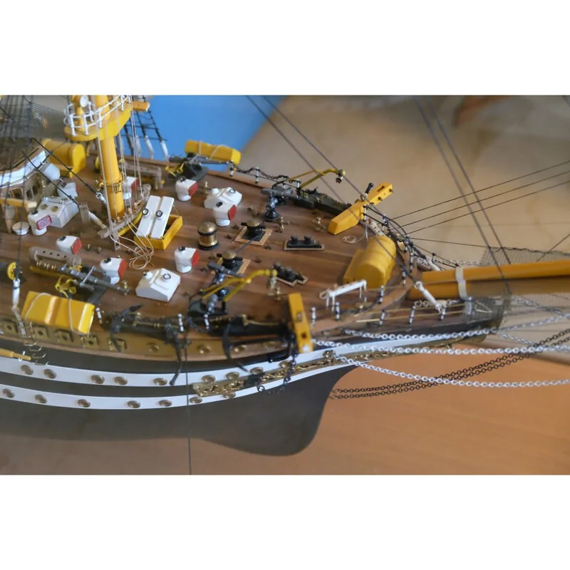 Maqueta Barco Amerigo Vespucci Basic