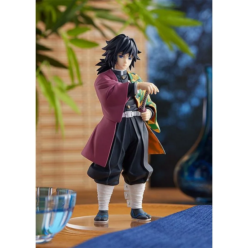 Estátua Banpresto Qposket Demon Slayer - Giyu Tomioka