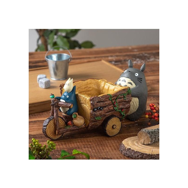 MY NEIGHBOR TOTORO - Totoro Tricycle - Diorama Box 13cm