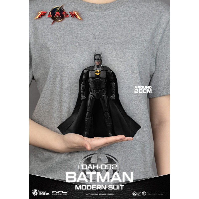 The Flash Dynamic Action Heroes 1/9 Batman Modern Suit 24cm
