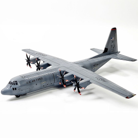 Maqueta Plastic model aircraft C-130 J-30 Super Hercules 1:144