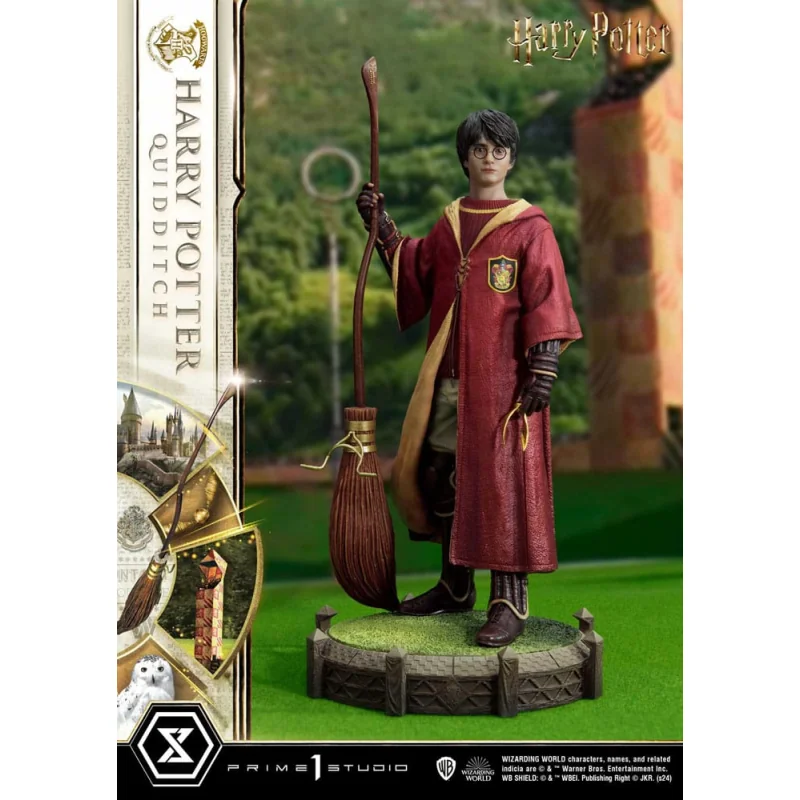 Figura Harry Potter Jugador de Quidditch Diorama 16 cms