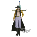 One Piece The Shukko Dracule Mihawk Figure