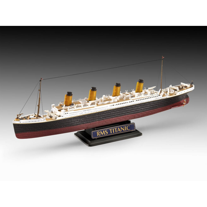 Gift-Set ,Titanic, 2 kits included plus paints, paint brush and glue