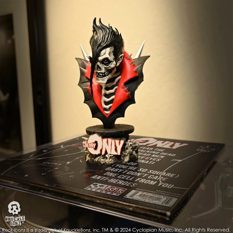 Misfits 3D Vinyl Statuette Jerry Only Anti-Hero 23 cm