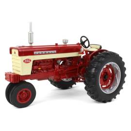 Cultivo en hileras Farmall 560 - Colección Prestige