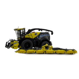 Cosechadora de forraje NEW HOLLAND FR780 Tour de demostración por Italia - Edición limitada a 333 ejemplares.