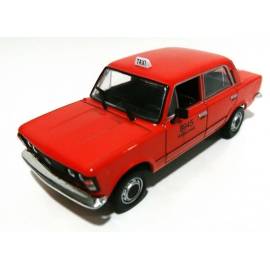 FIAT 125P Taxi rojo de Varsovia vendido en blister