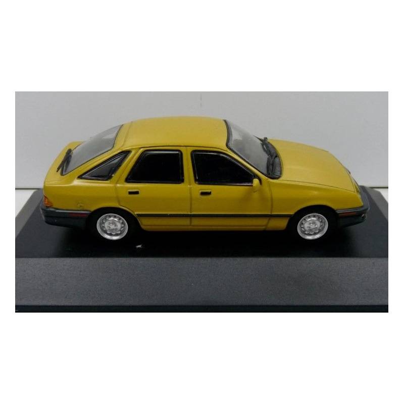 FORD Sierra I 1984 Amarillo con folleto