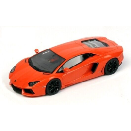 LAMBORGHINI Aventador LP700-4 2011 Naranja