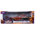 FORD Mustang Shelby GT500 con figura de STAR LORD Guardianes de la Galaxia 1967