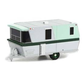 Caravana Holiday House de 1962 de la serie HITCHED Homes en blister