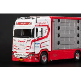 Miniatura Portaequipaje SCANIA S High Roof 6x4 con remolque 1+2 ejes para ganado BETTE GRIS