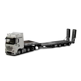 Miniatura MERCEDES Actros Bigspace 6x4 con portaequipajes de 3 ejes NOOTEBOOM DEUTZ Limited 125 unidades