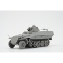 Maqueta militar BORDER MODEL: 1/35; Sd.Kfz.251 /1 Ausf.D with R35 turret with PE and workable tracks