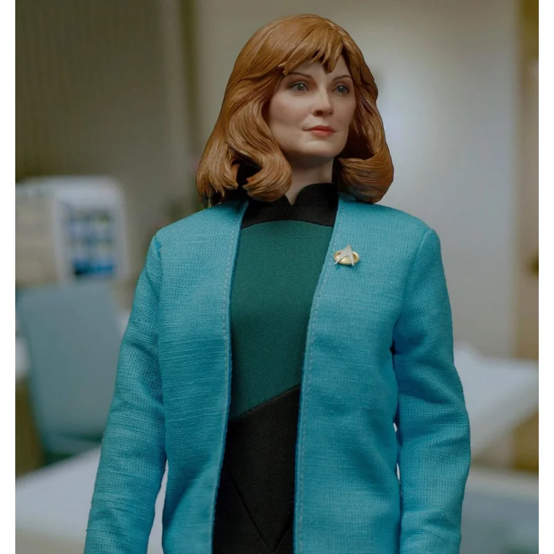 EXO9137642 Star Trek: The Next Generation 1/6 figure Dr. Beverly Crusher (Standard Edition) 27 cm