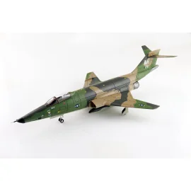 Miniatura F-101C Voodoo 'Gerry's Clown' AF56-176 45th TRS 'Polka Dots' 1969