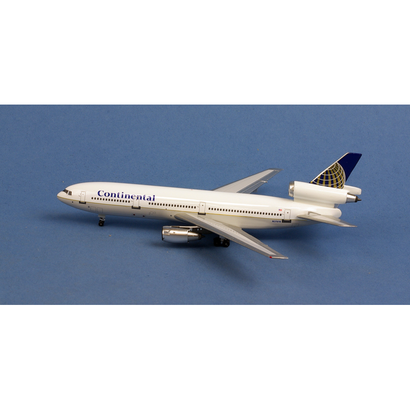 Miniatura Continental Douglas DC-10-30 N37078