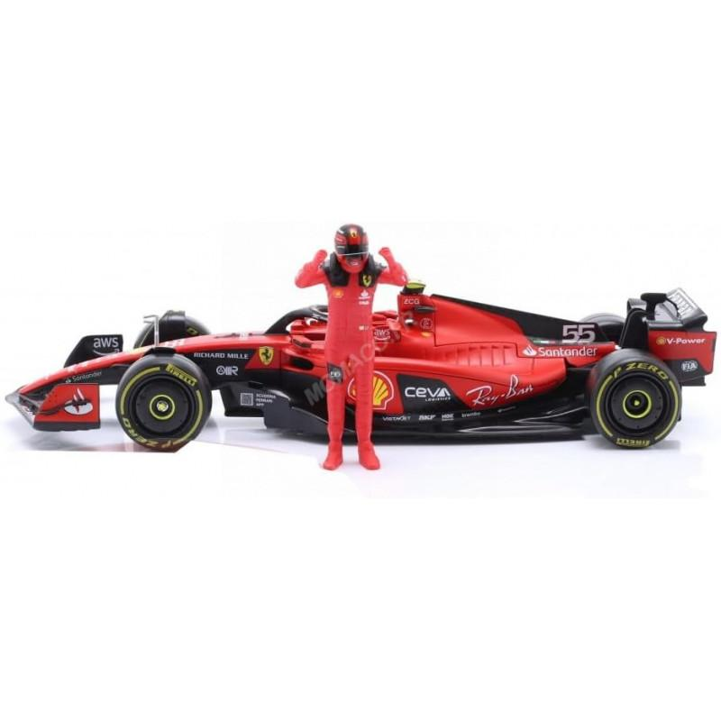 Miniatura FERRARI F1 F23 TEAM SCUDERIA FERRARI 55 CARLOS SAINZ 2023 WITH DRIVER