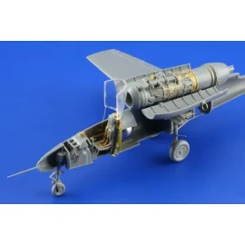 Heinkel He 162A-2 Spatz PRE-PAINTED IN COLOUR! (diseñado para ser ensamblado con maquetas de Tamiya)