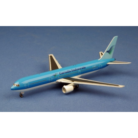 Miniatura Garuda Indonesia Boeing 767-304 / ER G-OBYE