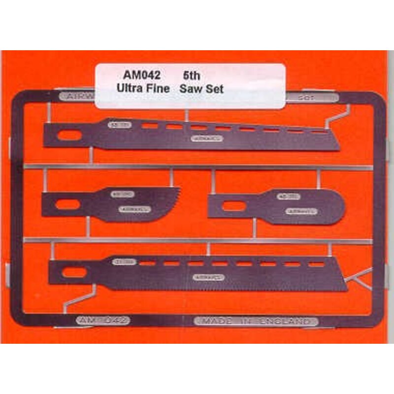  4 Sierras de 5 mil de acero inoxidable. 2 x 7 cm de largo, con 29 TPC y 13 TPC. 2 3,5 cm de largo con 29 TPC y 20 TPC. Use mano